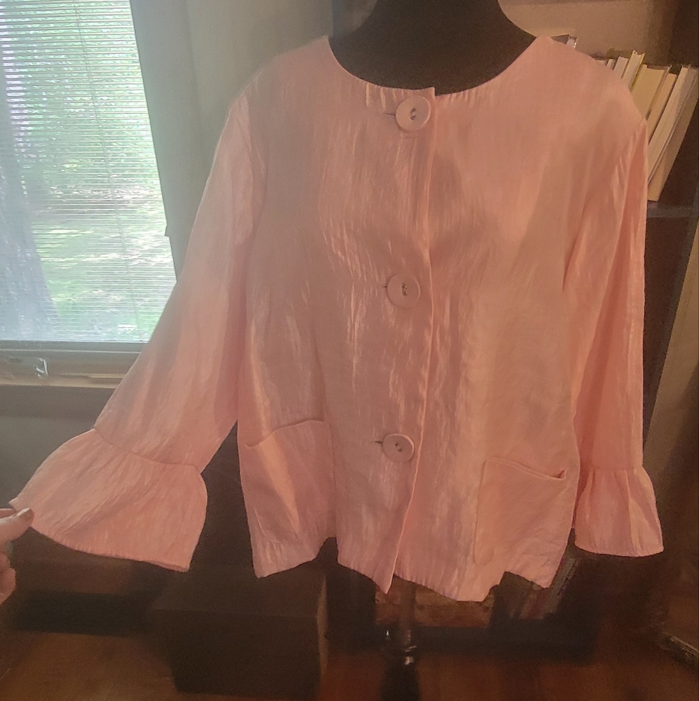 Plus size 16w bell sleeve pink shimmery jacket